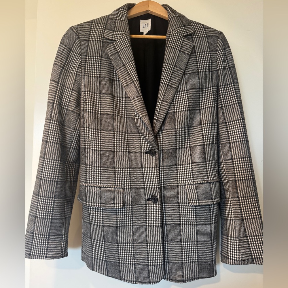 Houndstooth Style Checkered Blazer